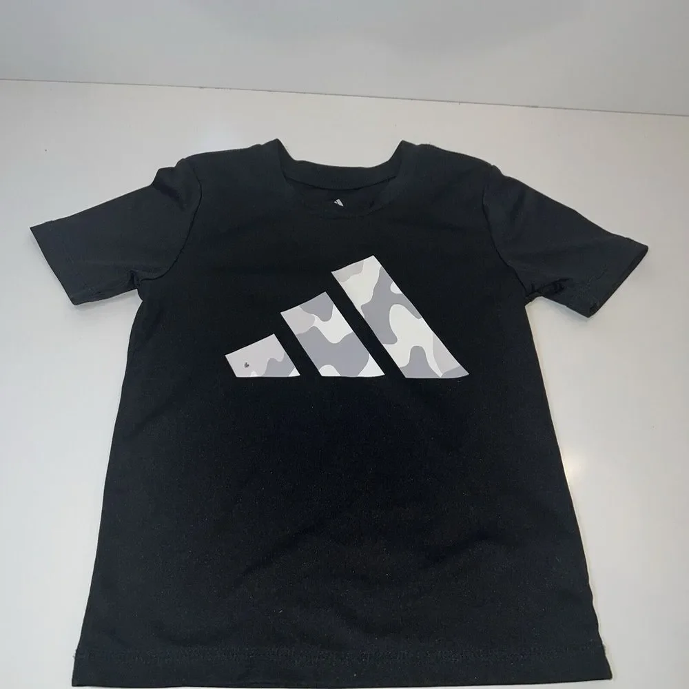 ADIDAS YOUTH‎ BOYS SHIRT Black And Grey CAMO LOGO Size 5